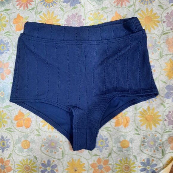 Retro cut high waisted pinup girl  bikini bottom - Picture 1 of 8